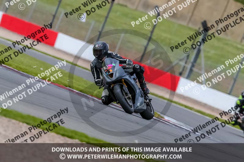 PJ Motorsport Photography;donington no limits trackday;donington park photographs;donington trackday photographs;no limits trackdays;peter wileman photography;trackday digital images;trackday photos